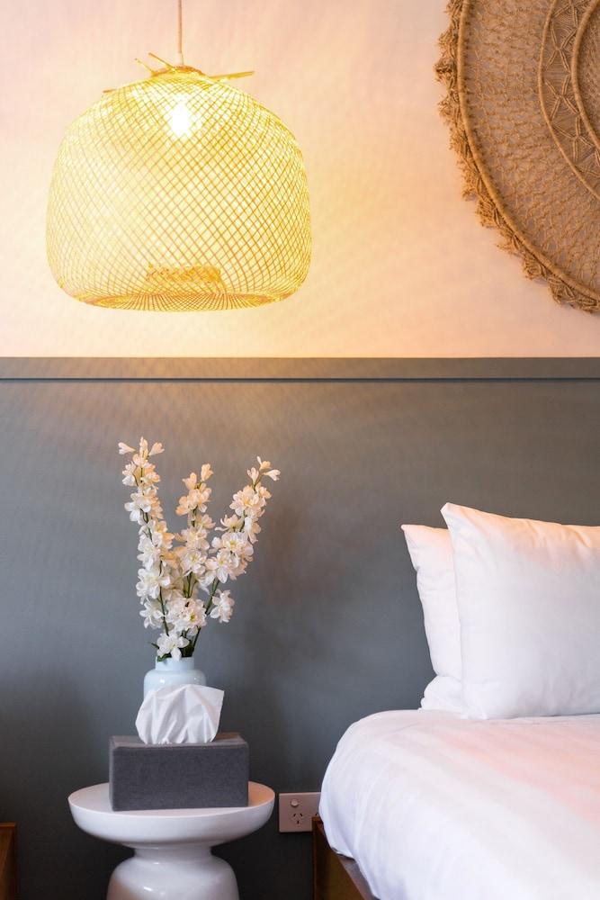 Hotel Lorne Hotel 4*