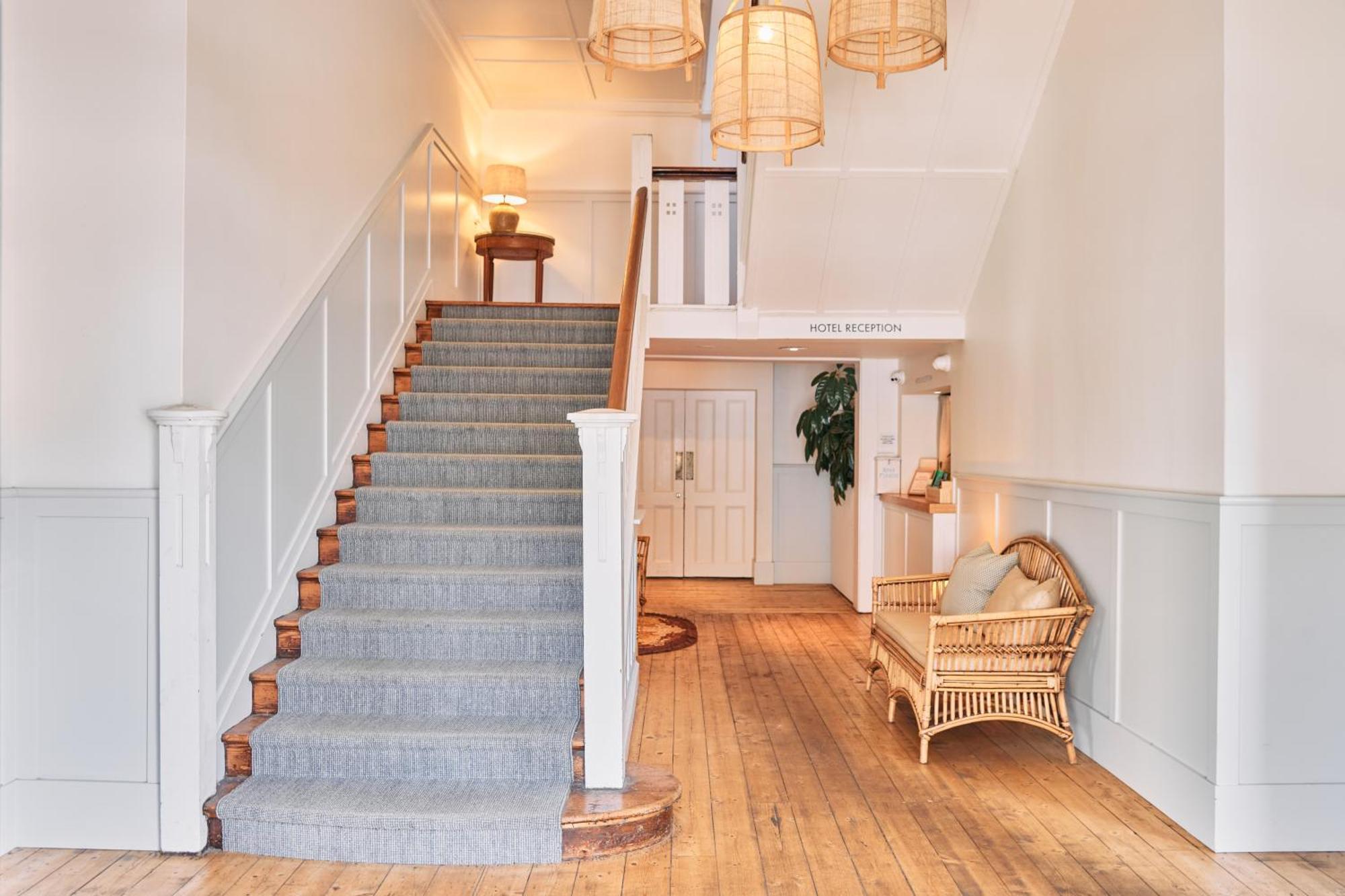 Hotel Lorne Hotel 4*