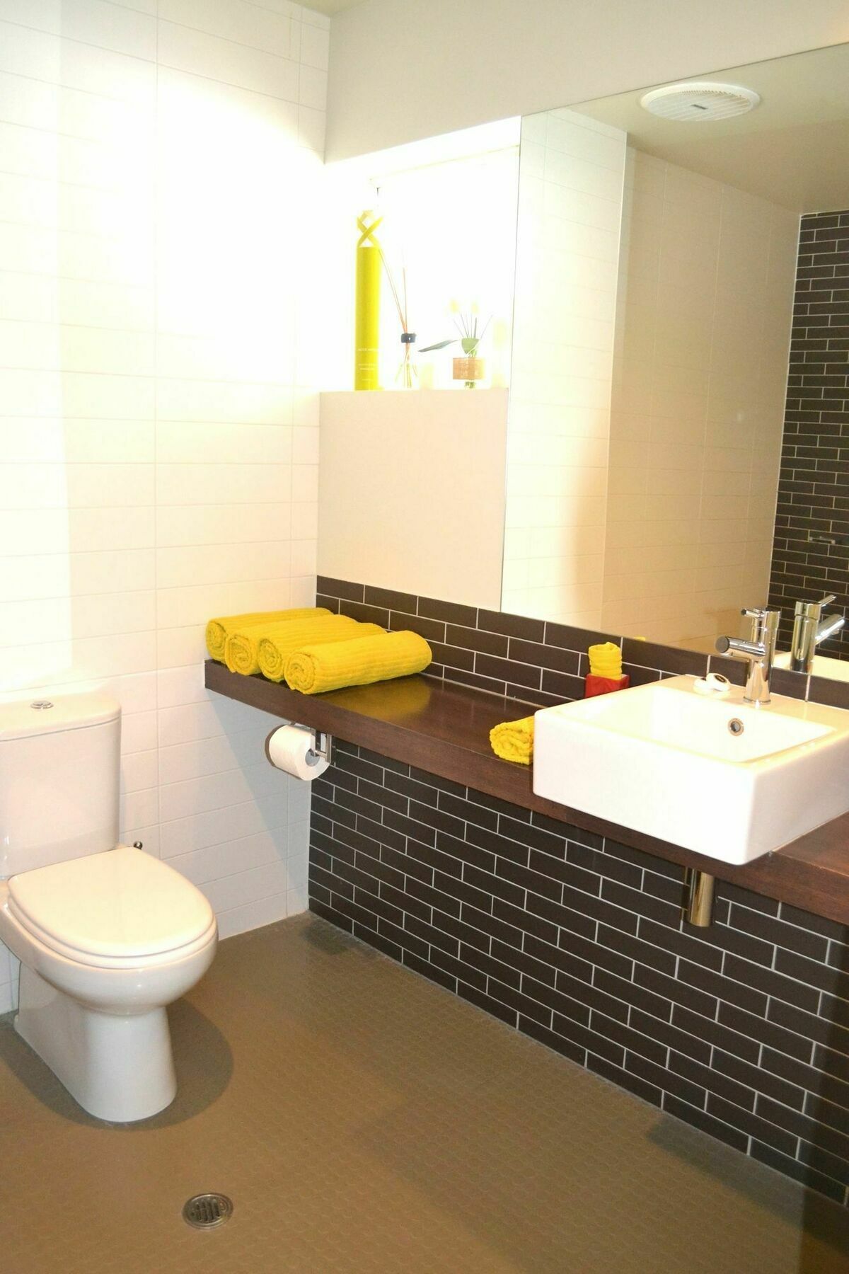 Lorne Hotel 4*