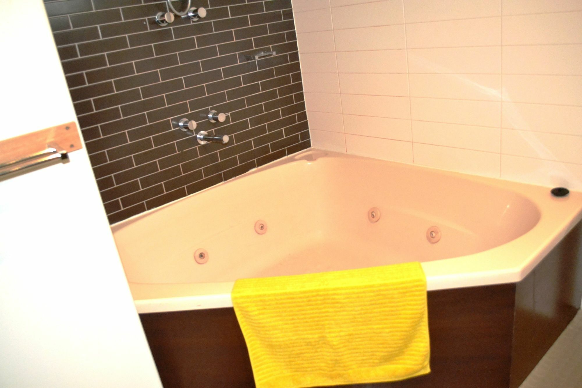 Hotel Lorne Hotel 4*